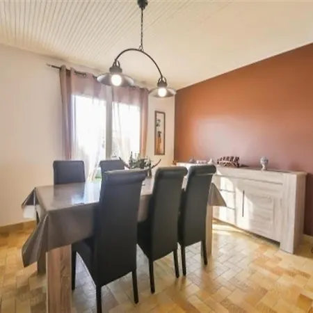 Villa House - *